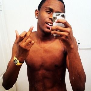 Meet your Posher, Sidney